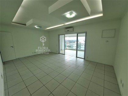 Apartamento à Venda