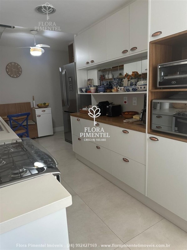 Apartamento a Venda no Comercial em Resende - Foto do Imvel