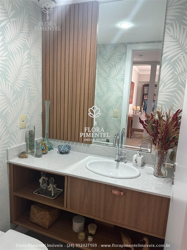 Apartamento a Venda no Comercial em Resende - Foto do Imvel